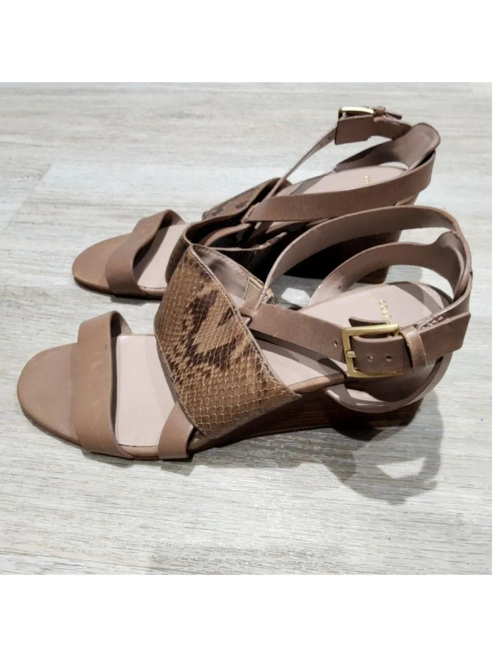 Cole Haan Sandals Womens 7 Brown Leather Wedge Snakeskin Strap Buckle Casual